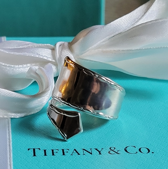 1902 Tiffany & Co Marquise Spoon Ring #17 - Picture 2 of 16